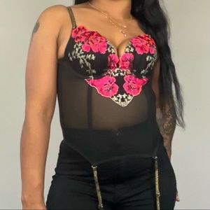 Victoria Secret🌹Embroidery Floral Lace Corset